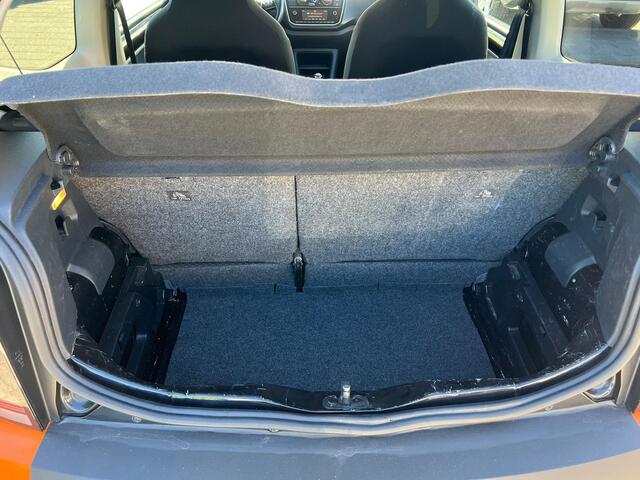 Volkswagen UP! 1.0 airco, sportvelgen, multistuur, elek ramen