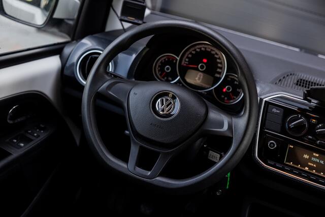 Volkswagen UP! 1.0 BMT move up! | Airco | DAB |