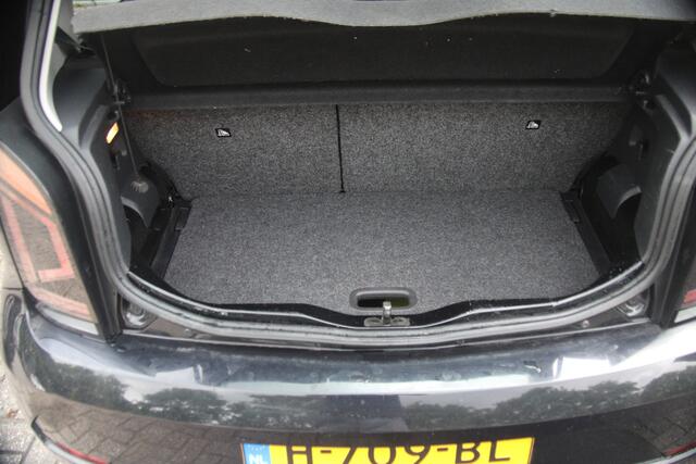 Volkswagen UP! 1.0 BMT move up!