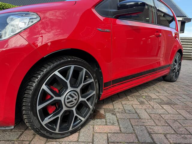 Volkswagen UP! 1.0 TSI GTI Pano-Beats-cruise-5deurs-Stoelverwaming-Clima
