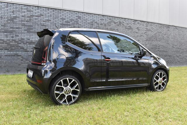 Volkswagen UP! 1.0 TSI GTI Camera