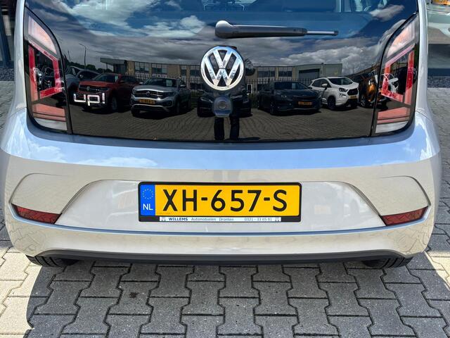 Volkswagen UP! 1.0 BMT move up! Airco