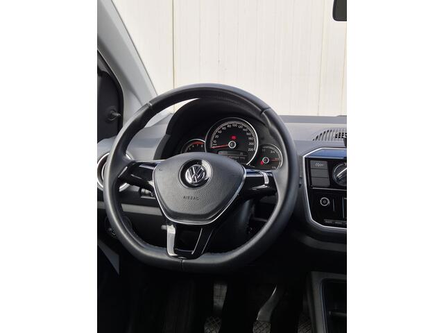 Volkswagen UP! 1.0 BMT up! Sound!