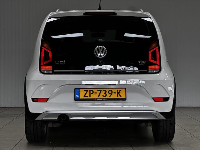 Volkswagen UP! 1.0 TSI BMT cross up! 90 PK!/ 16'' LMV/ Maps + More/ Stoelverw./ Dakrails/ Airco/ Elek. pakket/ Isofix/ Bluetooth/ Multi. LEDER. Stuur/ Mistl./ Extra getint glas/ LED Dagrijverl.