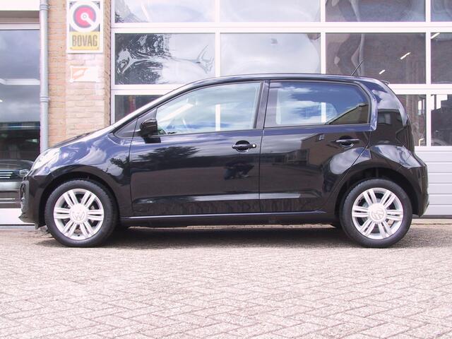 Volkswagen UP! 1.0 BMT high up! PDC! Cruise!!