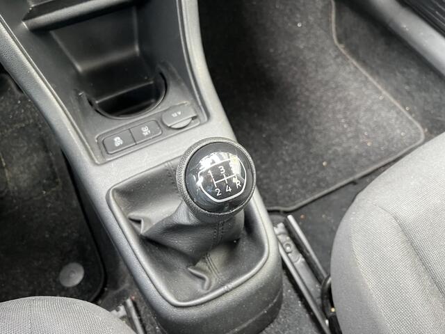 Volkswagen UP! 1.0 BMT move up! / AIRCO/ AUTO-VERLICHT./ ZEER ZUINIG/ BLUETOOTH/ DAB/