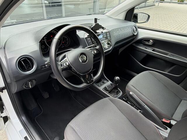 Volkswagen UP! 1.0 TSI 90PK *!* HIGH UP *!* NAVI/ CRUISE/ 16 INCH/ PDC/ PRIVACY GLAS *!*