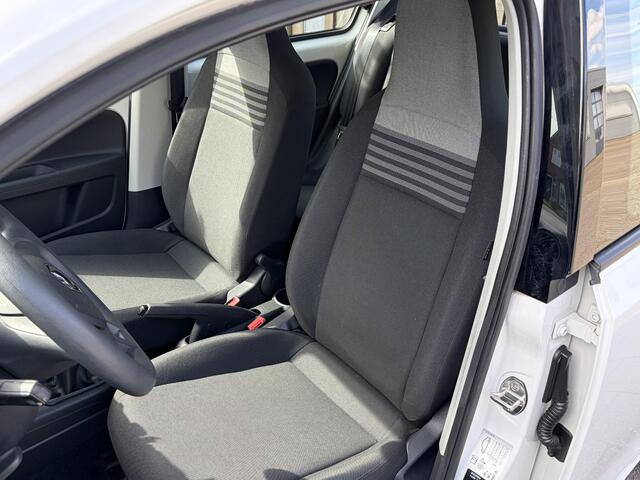 Volkswagen UP! 1.0 BMT move up! Airco, Bluetooth. Mooie auto!
