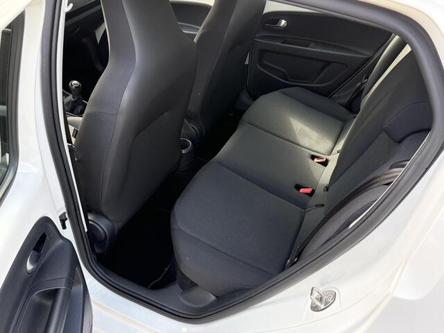Volkswagen UP! 1.0 BMT move up! Airco, Bluetooth. Mooie auto!