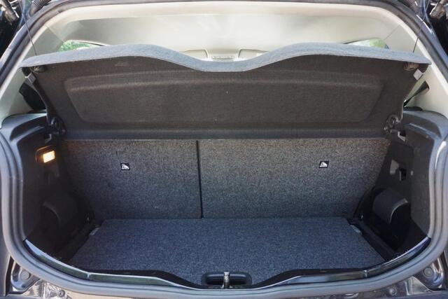 Volkswagen UP! 1.0 BMT move up!