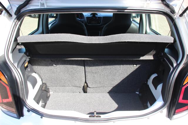Volkswagen UP! 1.0 5drs move up! | Airco | Bluetooth | Elektrische spiegels |