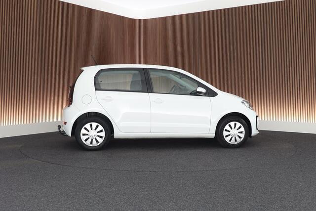 Volkswagen UP! 1.0 66pk Trekhaak Camera Stoelverwarming Cruise Control