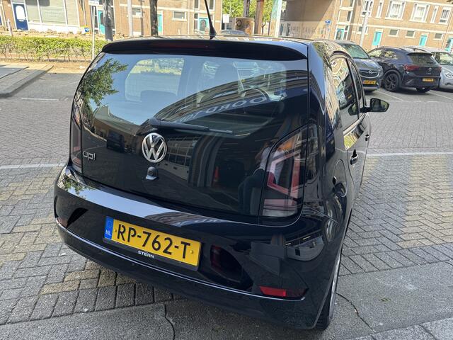 Volkswagen UP! 1.0 BMT move up! NAP | Airco | Apple Carplay | Cruise Control | 5 Deurs | Dealeronderhouden |