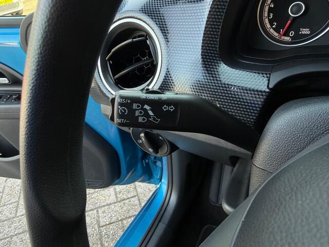 Volkswagen UP! 1.0 BMT MOVE UP! - NL Auto Airco Cruise Bluetooth Park. sens. achter