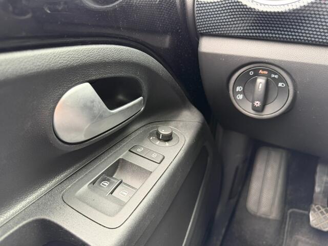 Volkswagen UP! 1.0 Take Up! Led Airco bj2020