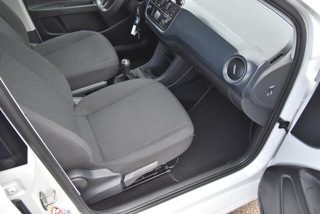 Volkswagen UP! 1.0 , AIRCO , BL TOOTH , EL VOOR ,