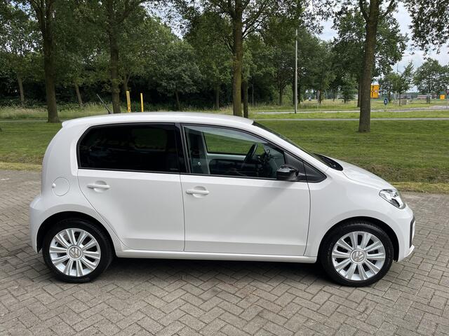 Volkswagen UP! 1.0 BMT move up! iQ Drive | AIRCO | BLUETOOTH | CRUISE CONTROL | PDC ACHTER | STOELVERWARMING