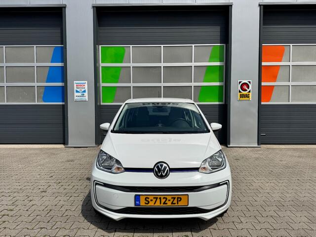 Volkswagen UP! E-UP! STYLE / Camera / SOH 90% / Stoelverwarming / WLTP 260km
