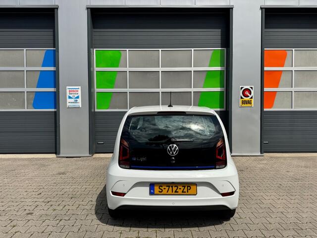 Volkswagen UP! E-UP! STYLE / Camera / SOH 90% / Stoelverwarming / WLTP 260km