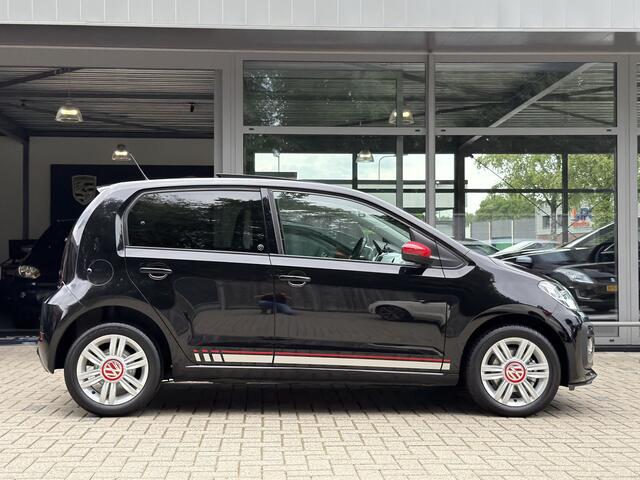 Volkswagen UP! 1.0 TSI 90PK *!* BEATS *!* PANODAK/ CRUISE/ CAMERA/ NAVI/ STOELVERWARMING *!*