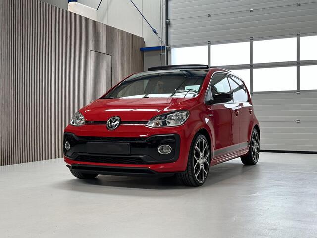 Volkswagen UP! 1.0 TSI GTI - 1 EIGENAAR - DEALER ONDERHOUDEN - PANORAMADAK - STOELVERWARMING - CRUISE CONTROL - PARKEERCAMERA