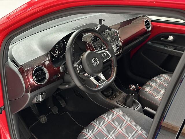Volkswagen UP! 1.0 TSI GTI - 1 EIGENAAR - DEALER ONDERHOUDEN - PANORAMADAK - STOELVERWARMING - CRUISE CONTROL - PARKEERCAMERA