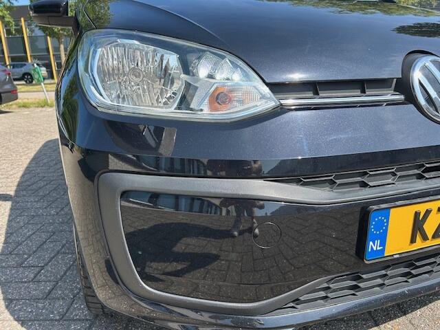 Volkswagen UP! 1.0 BMT move up! AIRCO LED DAB NAP!