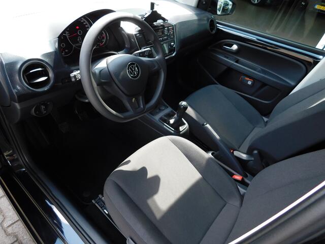 Volkswagen UP! 1.0MPI 65PK! All-in Prijs! Trekhaak! CRUISE!