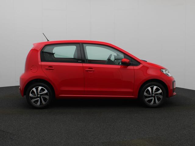 Volkswagen UP! 1.0 | Airconditioning | Camera achter | Parkeersensoren achter | Lichtmetalen velgen |