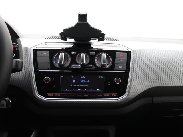 Volkswagen UP! 1.0 | Airconditioning | Camera achter | Parkeersensoren achter | Lichtmetalen velgen |