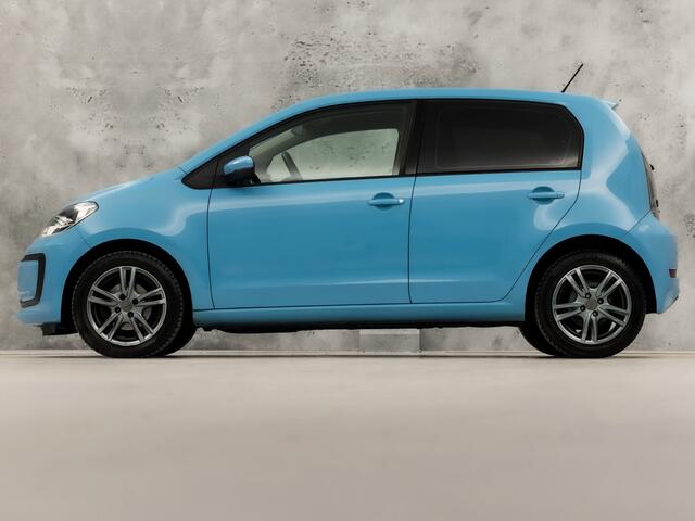 Volkswagen UP! 1.0 BMT Sport up! (AIRCO, CRUISE, PARKEERSENSOREN, GETINT GLAS, SPORTSTOELEN, LM VELGEN, NIEUWSTAAT)