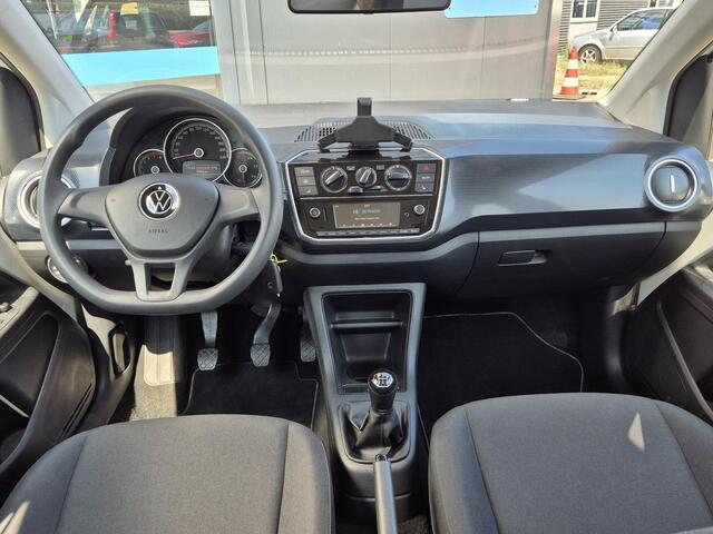 Volkswagen UP! 1.0 Nieuwe auto!