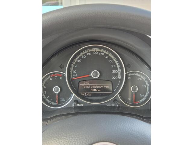 Volkswagen UP! 1.0 Nieuwe auto!