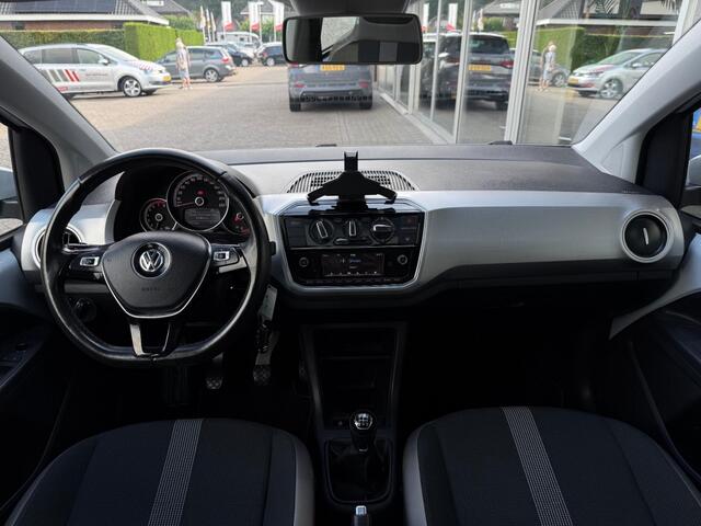 Volkswagen UP! 1.0 BMT high up! - NL Auto Pano Camera Cruise
