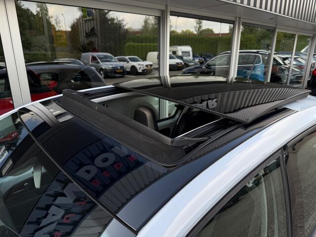 Volkswagen UP! 1.0 BMT high up! - NL Auto Pano Camera Cruise