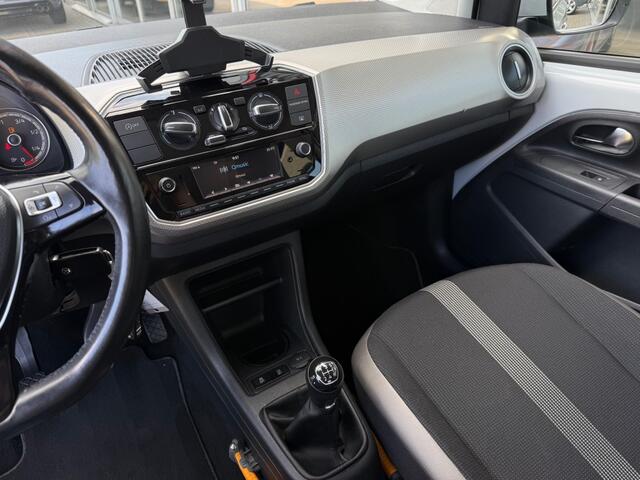 Volkswagen UP! 1.0 BMT high up! - NL Auto Pano Camera Cruise