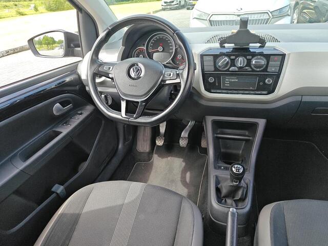 Volkswagen UP! 1.0 60pk BMT high up! | PDC | Cruise | 15"Lm | Airco