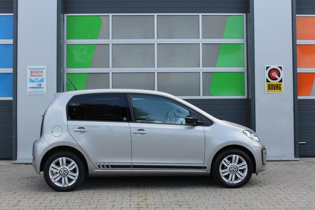 Volkswagen UP! 1.0 BMT UP! BEATS / Schuifdak / Camera / Rijklaar! / APK / Bluetooth