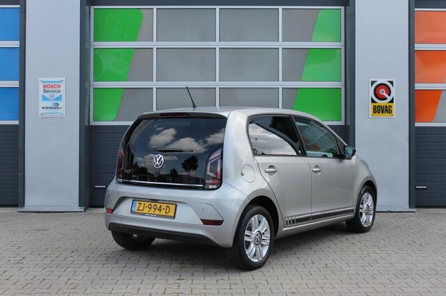 Volkswagen UP! 1.0 BMT UP! BEATS / Schuifdak / Camera / Rijklaar! / APK / Bluetooth