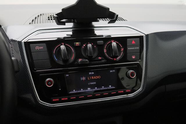 Volkswagen UP! 1.0 BMT move up! 2017 NAP | Airco | Camera | Cruise control | Bluetooth | PDC | Centrale vergrendeling | Goed onderhouden | Elektrische ramen + spiegels |
