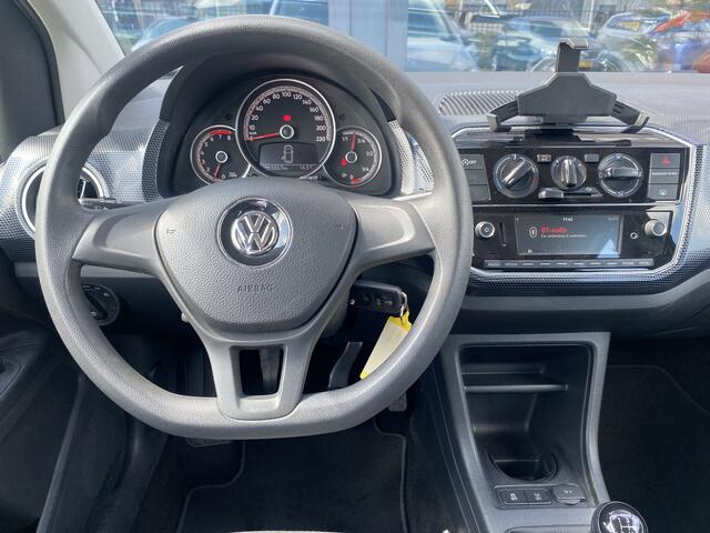 Volkswagen UP! 1.0 BMT move up! Cruise Control, Bluetooth & Airco