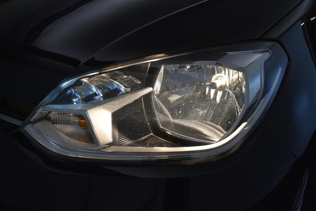 Volkswagen UP! 1.0 BMT move up Executive