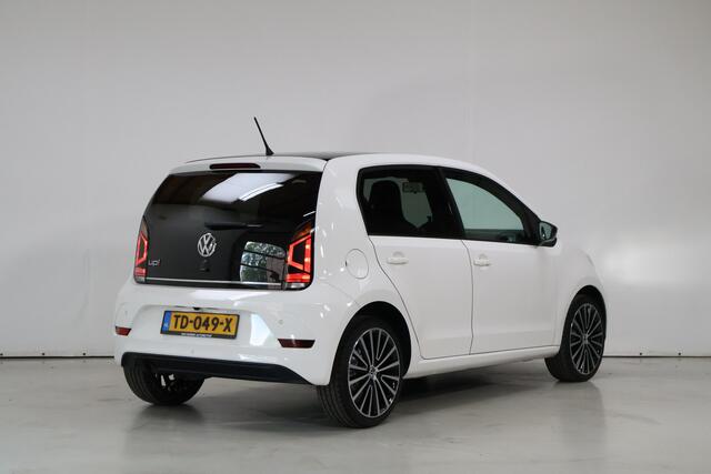Volkswagen UP! 1.0 TSI high up! | Cruise | Camera | Dab | Stoelverwarming