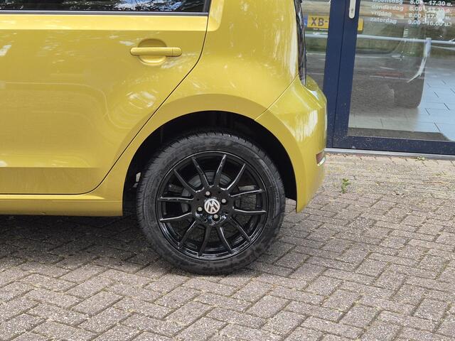 Volkswagen UP! 1.0 | Airconditioning | Licht metalen velgen | Electr. ramen | Centr. vergrendeling op afstand