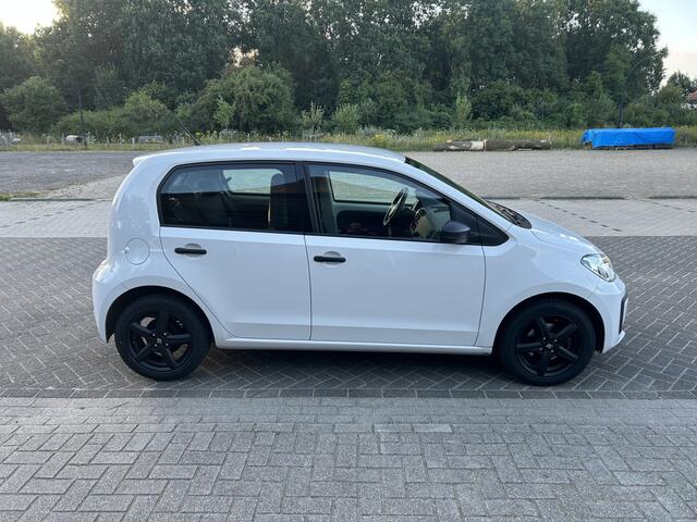 Volkswagen UP! 1.0 BMT take up! Airco Cv 15 inch Lm Elec Pakket Nap