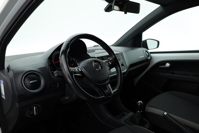 Volkswagen UP! 1.0 TSI 90PK BMT Cross Up! | Rijklaar! | Stoelverw. | Cruise | PDC | Climate | Bluetooth | 5-Deurs | 16'' | Elek. ramen