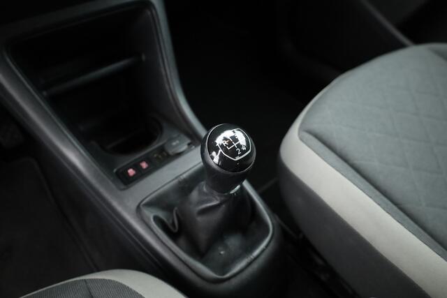 Volkswagen UP! 1.0 TSI 90PK BMT Cross Up! | Rijklaar! | Stoelverw. | Cruise | PDC | Climate | Bluetooth | 5-Deurs | 16'' | Elek. ramen