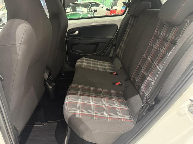 Volkswagen UP! 1.0 TSI GTI | Stoelverwarming | Cruise Control