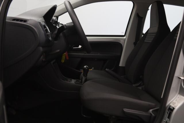 Volkswagen UP! 1.0 BMT move up! 5Drs, Elek. Ramen, Airco, Bluetooth,