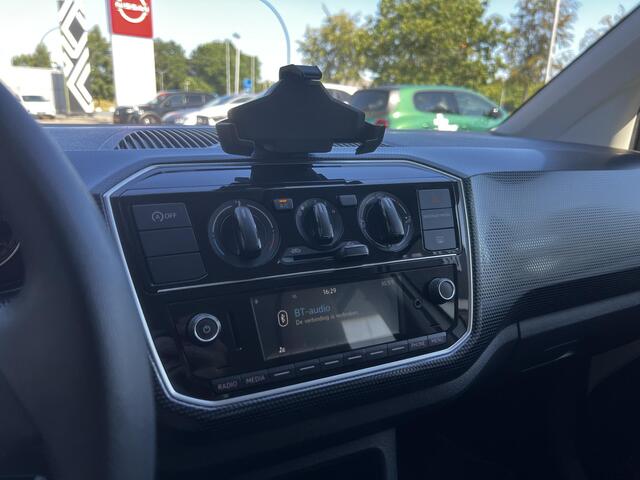 Volkswagen UP! 1.0 BMT move up! |